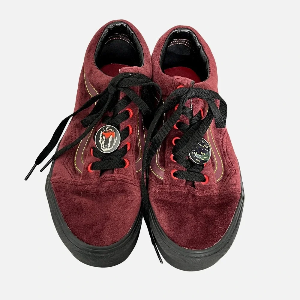 Vans Old Skool Stackform Disney Womens 7 Mahogany Poison Apple‎ Suede Platform